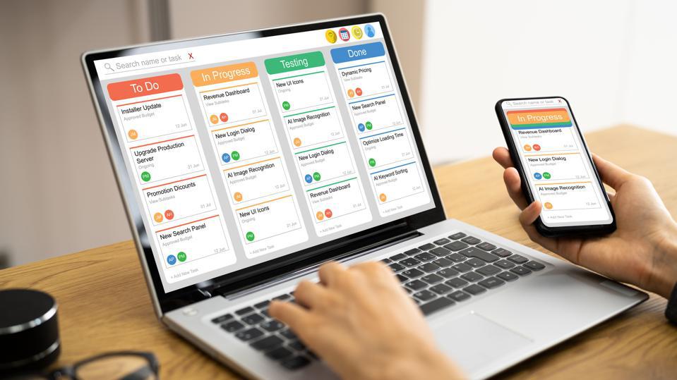 Outsourced Accounting for Startups: Streamline Finances & Focus on Growth